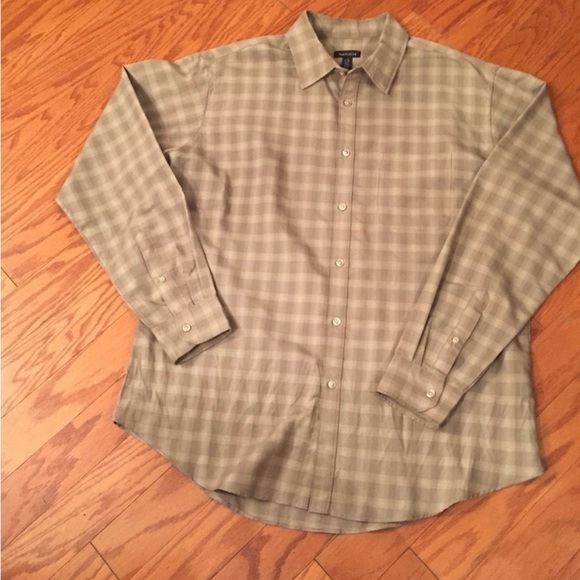 🛍💖💕HOST PICK 🛍💖💕 BUNDLE OF 6 Button Down Shurts - Picture 3 of 16